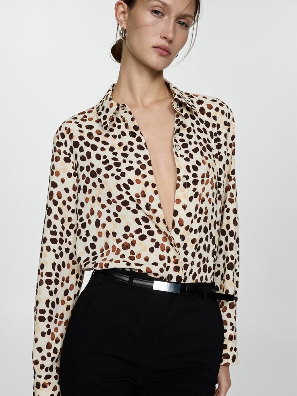 Mango Printed Flowy Cream Button-Up Blouse Size Large